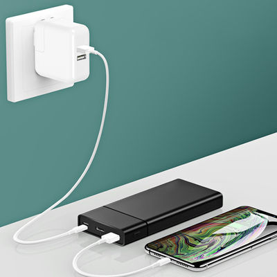 سعة عالية 20000 مللي أمبير 380 جرام حزمة بطارية USB مزدوجة